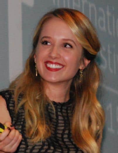 Megan Park with autoimmune disease - Rheumatoid Arthritis